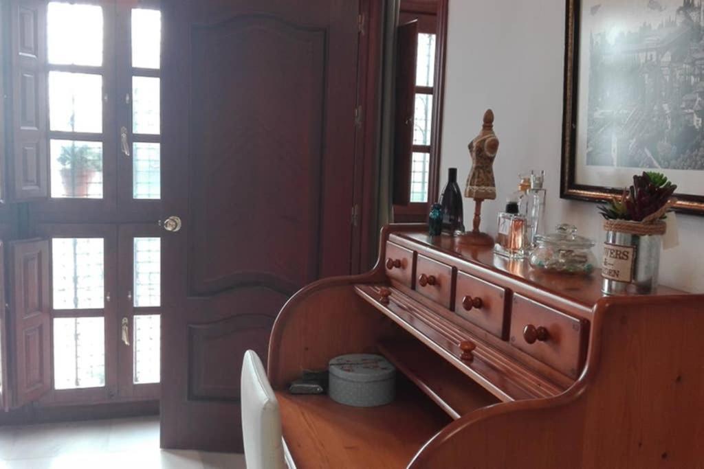 1 Minute From Cathedral. Feel The Heart Of Sevilla Bagian luar foto