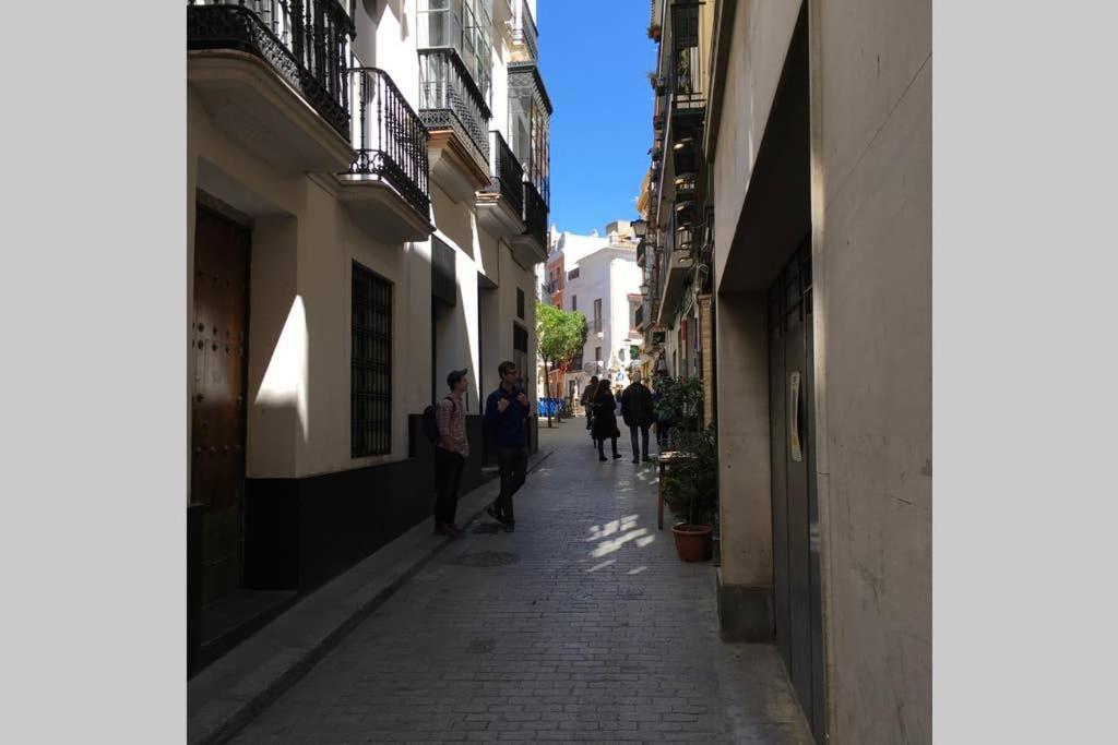 1 Minute From Cathedral. Feel The Heart Of Sevilla Bagian luar foto